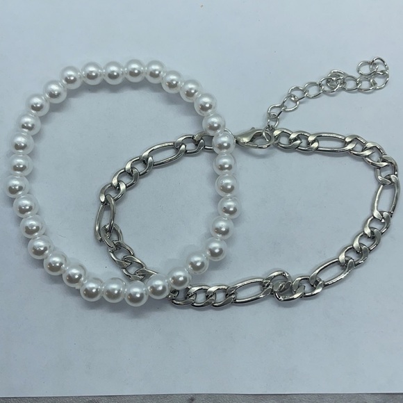 White Pearl And Silver Link Chain Bracelets - Picture 6 of 12
